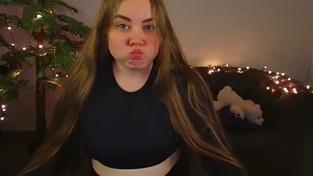 Snapshot of touch_me_bb chatting on December 21, 2024, 7:56 am touch me bb online show from December 21, 2024, 7:56 am