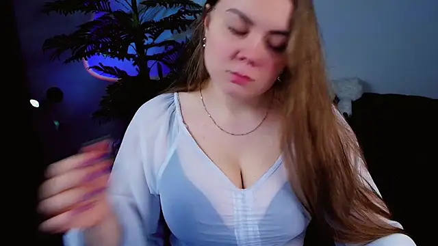 Snapshot of touch_me_bb chatting on January 28, 2025, 3:15 am touch me bb online show from January 28, 2025, 3:15 am