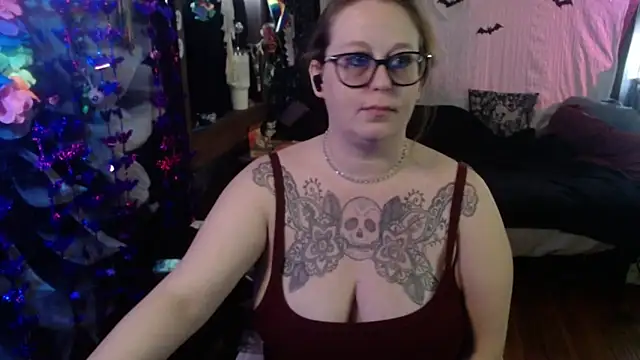 edgexchaos online show from December 5, 2025, 6:26 pm