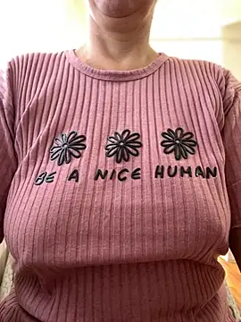 Snapshot of sweetmystery1 chatting on October 25, 2025, 12:13 pm sweetmystery1 online show from October 25, 2025, 12:13 pm