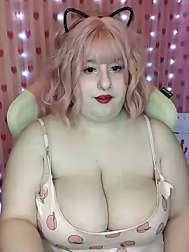 Snapshot of StrawberryPleasure chatting on January 13, 2025, 2:07 am StrawberryPleasure online show from January 13, 2025, 2:07 am