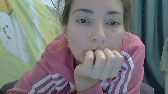 Ashleyspice online show from October 19, 2025, 11:44 am