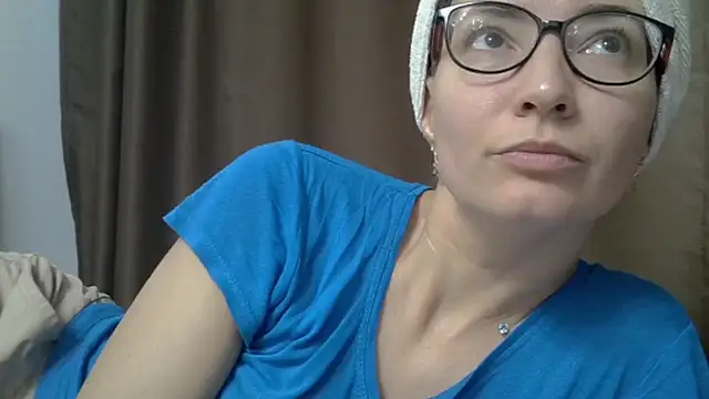 Ashleyspice online show from October 27, 2025, 5:55 am