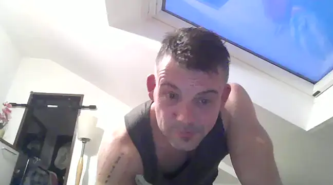 Snapshot of Cambitchboy chatting on January 11, 2025, 7:06 am Cambitchboy online show from January 11, 2025, 7:06 am