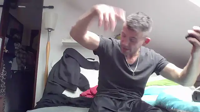 Snapshot of Cambitchboy chatting on January 12, 2025, 12:01 pm Cambitchboy online show from January 12, 2025, 12:01 pm