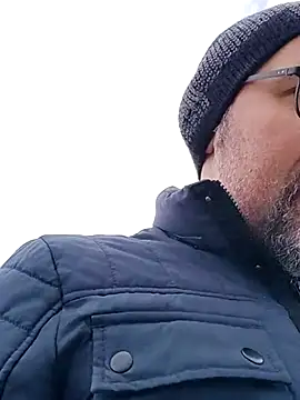 Snapshot of BuckWessle chatting on February 21, 2025, 11:55 am BuckWessle online show from February 21, 2025, 11:55 am