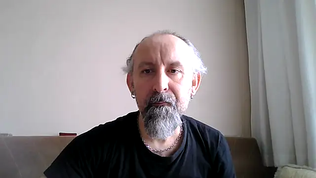 BuckWessle online show from April 16, 2026, 9:43 am