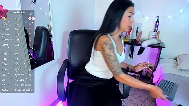 Snapshot of Tracy_lambo chatting on October 1, 2025, 3:45 am Tracy lambo online show from October 1, 2025, 3:45 am