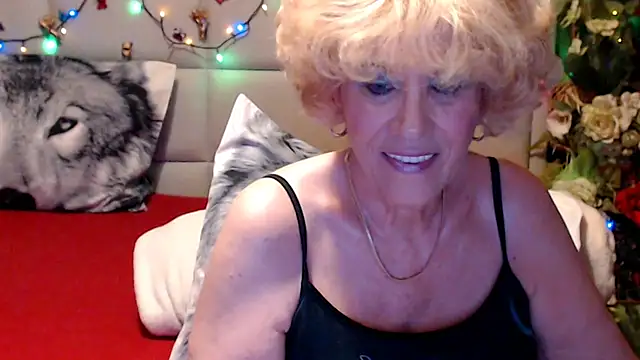 HappyWomanOn online show from May 26, 2026, 9:16 am