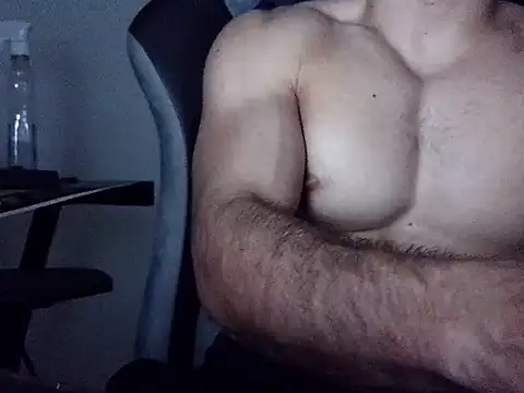 MILCARITAS3 online show from February 16, 2026, 4:03 pm