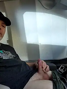 Snapshot of Hotredheadandtoungelasher chatting on December 15, 2024, 7:21 pm Hotredheadandtoungelasher online show from December 15, 2024, 7:21 pm