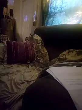 Snapshot of Hotredheadandtoungelasher chatting on January 2, 2025, 9:50 pm Hotredheadandtoungelasher online show from January 2, 2025, 9:50 pm