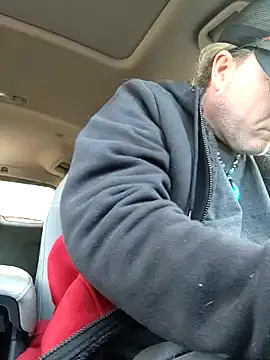 Snapshot of Hotredheadandtoungelasher chatting on January 14, 2025, 7:11 pm Hotredheadandtoungelasher online show from January 14, 2025, 7:11 pm