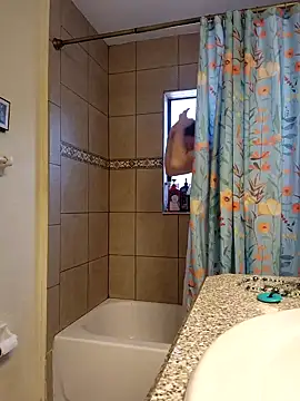 Snapshot of Hotredheadandtoungelasher chatting on January 18, 2025, 3:59 pm Hotredheadandtoungelasher online show from January 18, 2025, 3:59 pm