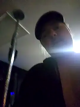 Snapshot of Hotredheadandtoungelasher chatting on January 20, 2025, 8:09 am Hotredheadandtoungelasher online show from January 20, 2025, 8:09 am