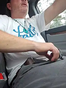 Snapshot of Hotredheadandtoungelasher chatting on February 7, 2025, 2:37 pm Hotredheadandtoungelasher online show from February 7, 2025, 2:37 pm