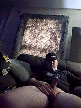 Snapshot of Hotredheadandtoungelasher chatting on February 19, 2025, 7:27 pm Hotredheadandtoungelasher online show from February 19, 2025, 7:27 pm