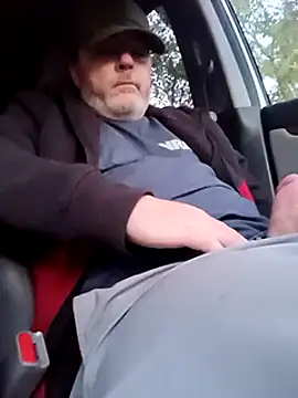 Snapshot of Hotredheadandtoungelasher chatting on February 27, 2025, 11:52 am Hotredheadandtoungelasher online show from February 27, 2025, 11:52 am