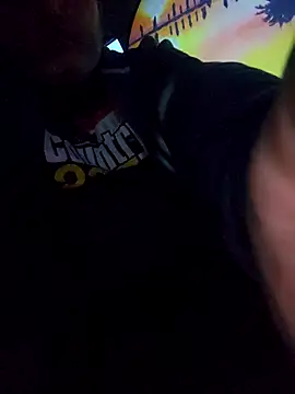 Snapshot of Hotredheadandtoungelasher chatting on March 10, 2025, 12:04 pm Hotredheadandtoungelasher online show from March 10, 2025, 12:04 pm