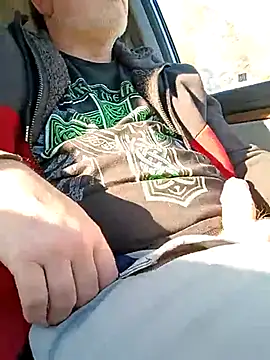 Snapshot of Hotredheadandtoungelasher chatting on March 18, 2025, 12:58 pm Hotredheadandtoungelasher online show from March 18, 2025, 12:58 pm