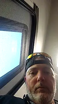 Snapshot of Hotredheadandtoungelasher chatting on September 24, 2025, 10:46 pm Hotredheadandtoungelasher online show from September 24, 2025, 10:46 pm