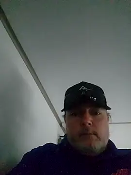 Snapshot of Hotredheadandtoungelasher chatting on October 27, 2025, 7:51 pm Hotredheadandtoungelasher online show from October 27, 2025, 7:51 pm