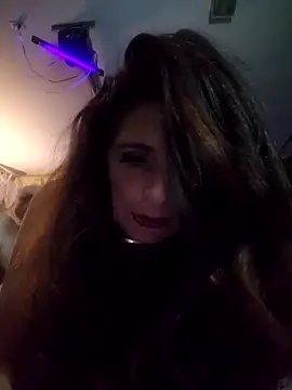 Snapshot of Hotredheadandtoungelasher chatting on November 4, 2025, 10:47 am Hotredheadandtoungelasher online show from November 4, 2025, 10:47 am