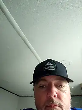 Snapshot of Hotredheadandtoungelasher chatting on November 8, 2025, 3:56 pm Hotredheadandtoungelasher online show from November 8, 2025, 3:56 pm