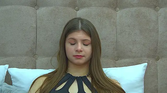 Snapshot of AudreyBarlow chatting on February 11, 2025, 12:37 pm AudreyBarlow online show from February 11, 2025, 12:37 pm