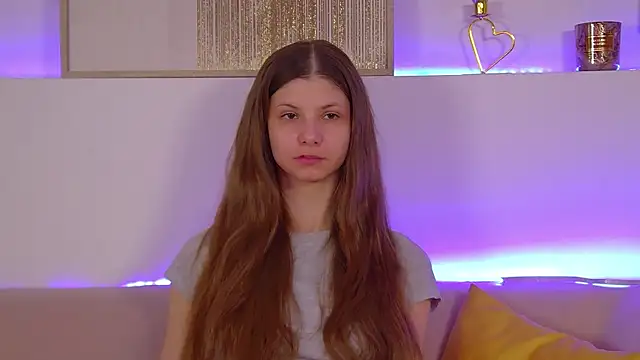 Snapshot of AudreyBarlow chatting on March 11, 2025, 6:21 am AudreyBarlow online show from March 11, 2025, 6:21 am