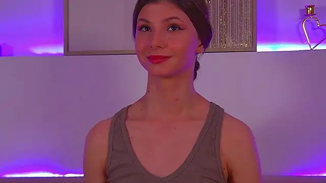 AudreyBarlow online show from March 17, 2025, 3:50 pm