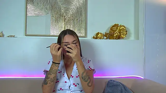 RachelSimpson online show from November 29, 2025, 6:33 pm