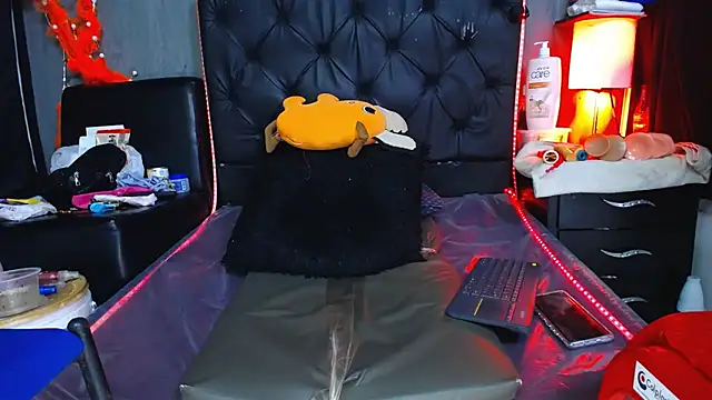 Katty dirty31 online show from March 23, 2026, 3:16 pm