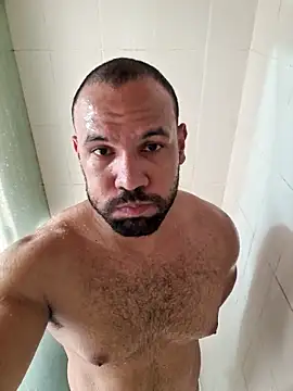 Snapshot of anthonylatynxd chatting on April 12, 2026, 6:35 pm anthonylatynxd online show from April 12, 2026, 6:35 pm