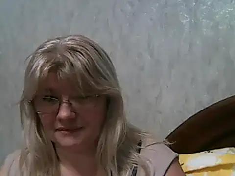 Snapshot of Diana_49 chatting on January 22, 2025, 4:33 pm Diana 49 online show from January 22, 2025, 4:33 pm