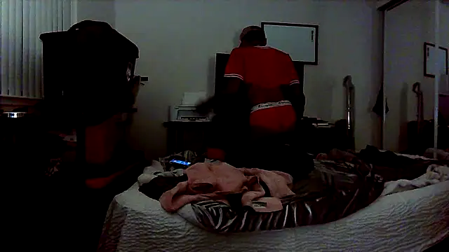 trophyboi69 online show from December 5, 2024, 10:23 am