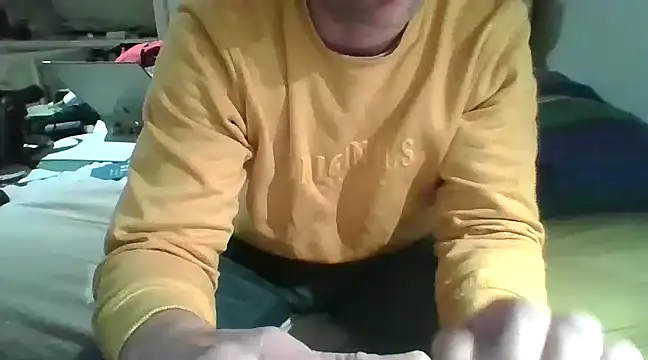 MmaxX004 online show from March 5, 2025, 3:51 am