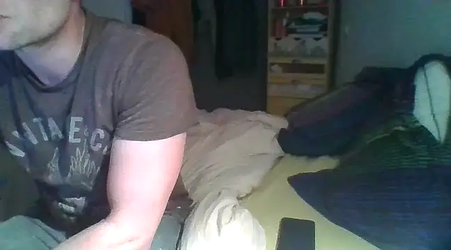 MmaxX004 online show from March 5, 2025, 9:48 pm