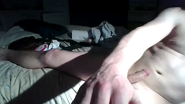 MmaxX004 online show from March 9, 2025, 12:53 am