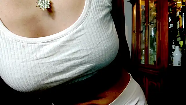 3littleschoolteens online show from September 26, 2025, 5:33 am