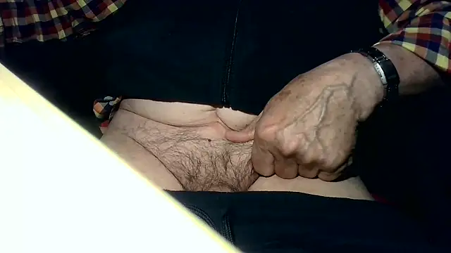 tachione2 online show from April 28, 2026, 8:14 pm