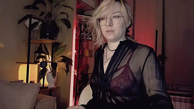 Snapshot of 5_in_one chatting on February 22, 2025, 4:29 am 5 in one online show from February 22, 2025, 4:29 am