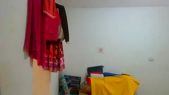 Snapshot of Aishamara chatting on October 16, 2025, 4:08 pm Aishamara online show from October 16, 2025, 4:08 pm