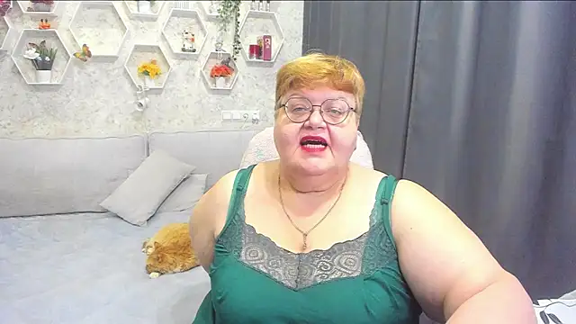  big love  online show from April 11, 2026, 8:24 pm