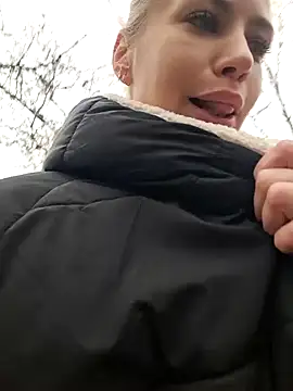 Keli Jessi online show from January 3, 2025, 1:14 pm