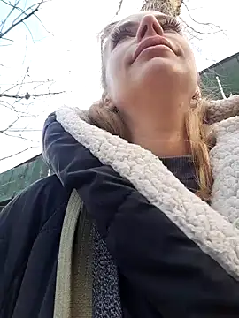 Keli Jessi online show from March 4, 2025, 1:17 pm