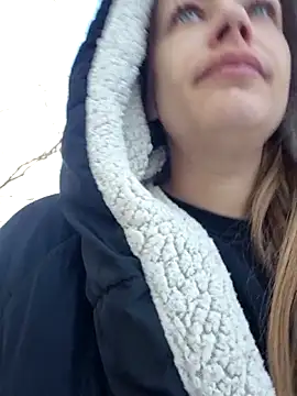 Keli Jessi online show from February 9, 2026, 1:15 pm