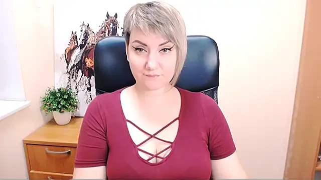 Snapshot of Djullia chatting on September 26, 2025, 7:01 am Djullia online show from September 26, 2025, 7:01 am