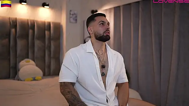 Snapshot of john_king29 chatting on February 19, 2026, 9:11 pm john king29 online show from February 19, 2026, 9:11 pm