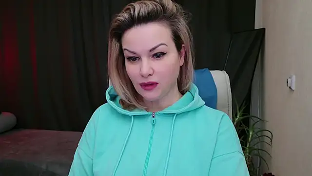 Snapshot of MishaMILF chatting on March 12, 2025, 12:04 pm MishaMILF online show from March 12, 2025, 12:04 pm